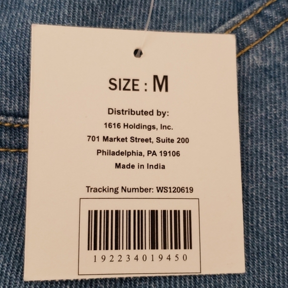 FIVE BELOW Cut-off Distressed Jean Shorts SZ M Jr - Picture 6 of 8